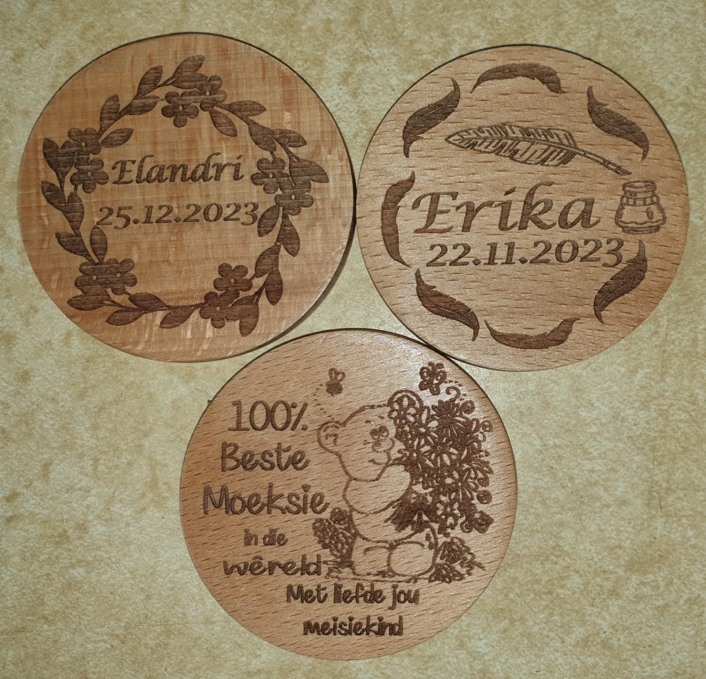 Personalized Round shape pocket oak mirror