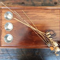 Personalized Kiaat board with 3 bowls