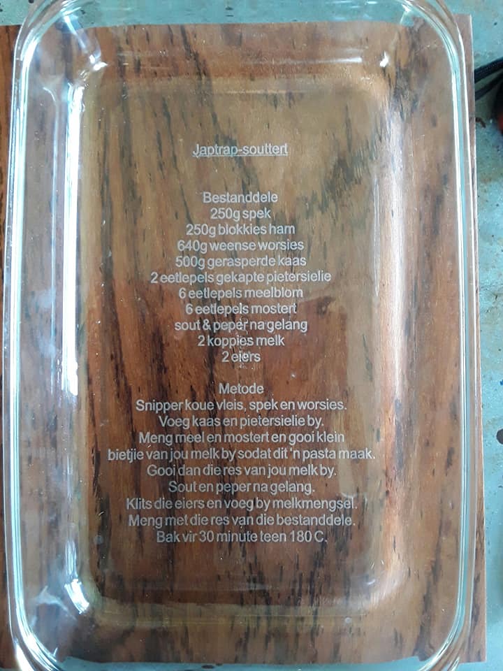 Engraved Glass Bawl